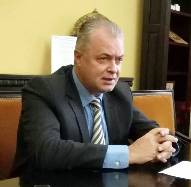 Primarul Cătălin Flutur spune că rectificarea bugetară reprezintă „o mare ţeapă” pentru municipiul Botoşani