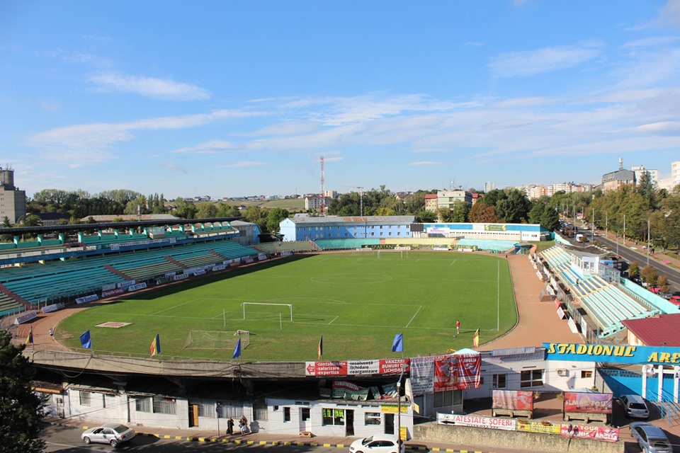 Primăria Suceava investeşte peste 3 milioane de euro în modernizarea stadionului şi în instalaţia de nocturnă
