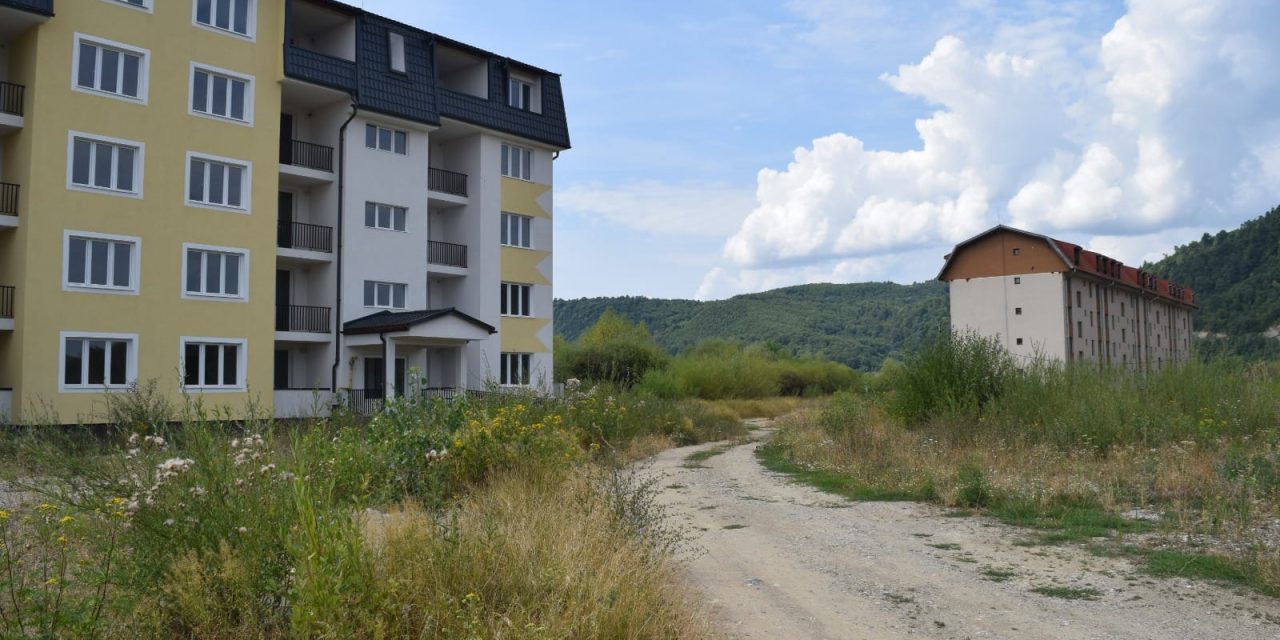 Maramureş: Blocurile sociale din municipiul Sighetu Marmaţiei, intrate în reabilitare